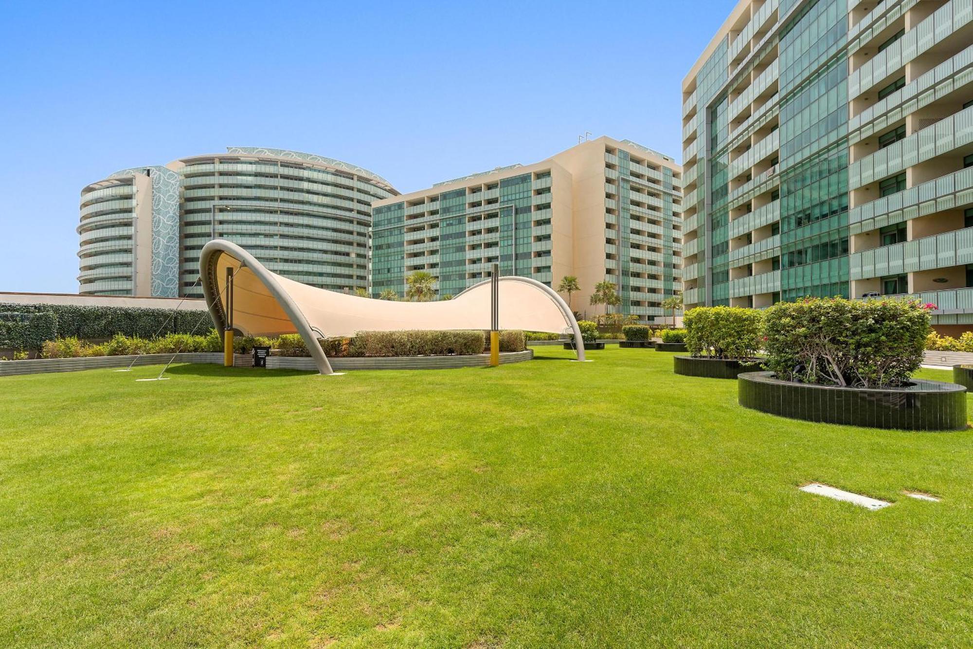 Apartment Muneera Island Oasis Stylish 2br In Al Rahba