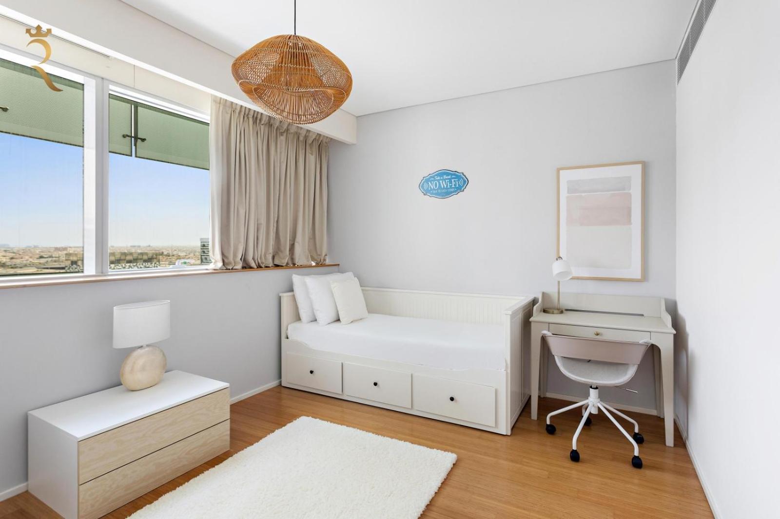 Muneera Island Oasis Stylish 2br In Al Rahba